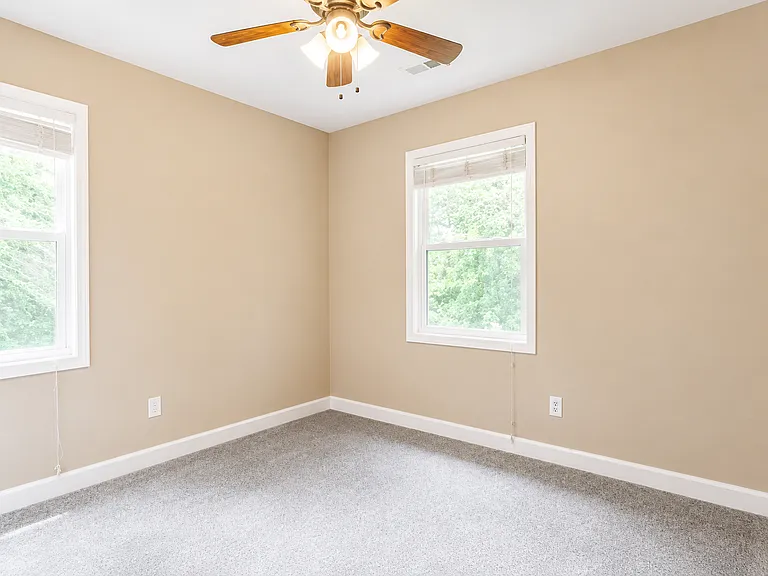 205 Royal Pines Dr — Photo 20
