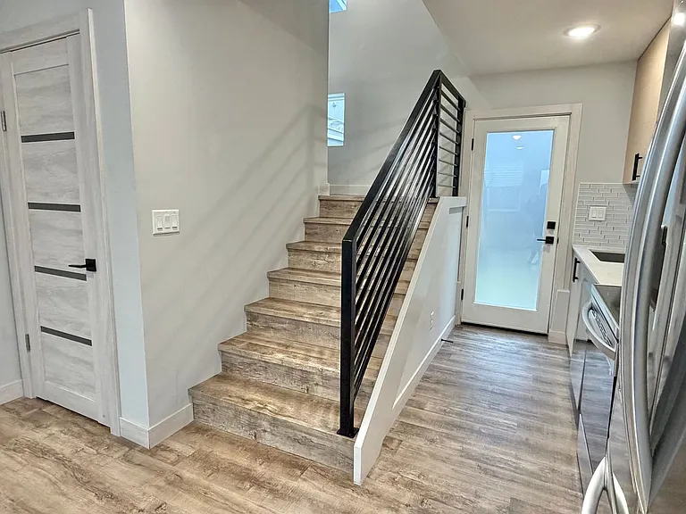 4526 Delridge Way SW #F — Photo 8