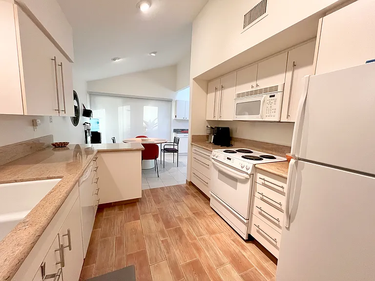 72730 Mesquite Ct #B — Photo 40