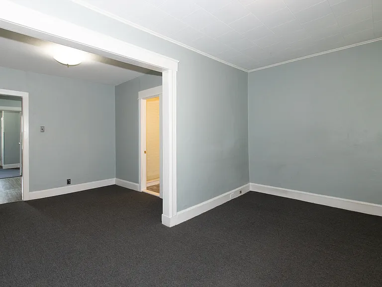 333 2nd Ave #1 — Photo 7