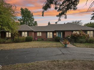 135 Westmoor Dr, Lebanon, IN 46052