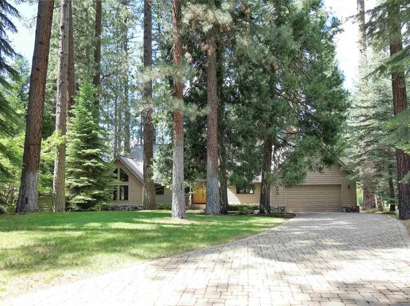 23 Cedar Ln, Graeagle, CA 96103