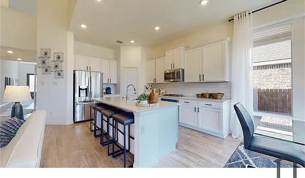1210 Smoketree Ln — Photo 6