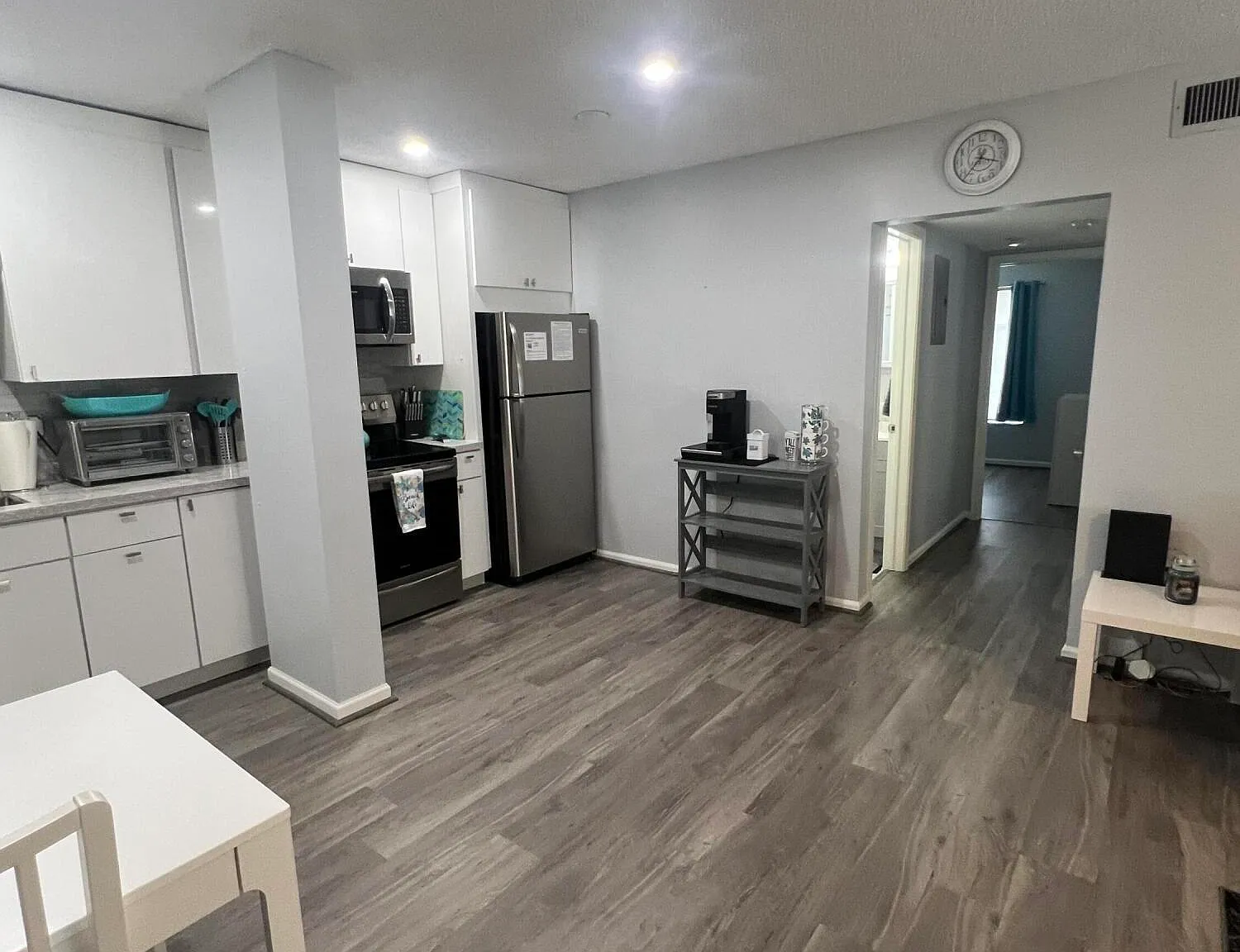 2 bed, 1.5 bath, 875 sqft, $2,000 — Photo 4