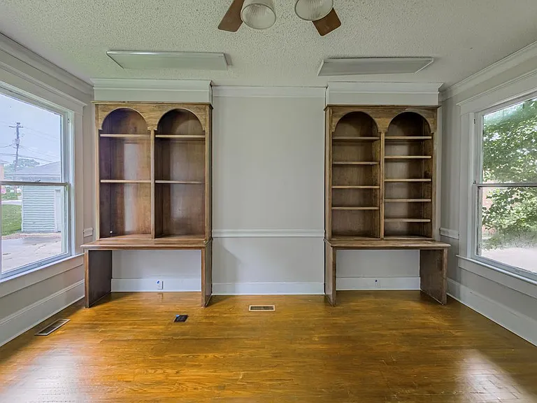 218 N Central Ave #1 — Photo 8