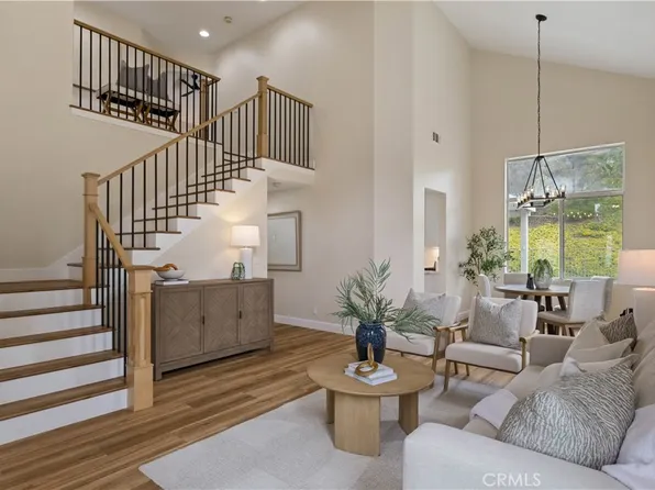 2688 N Bentley St, Orange, CA 92867