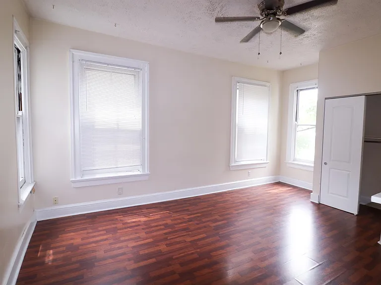 2615 Eden Avenue — Photo 7