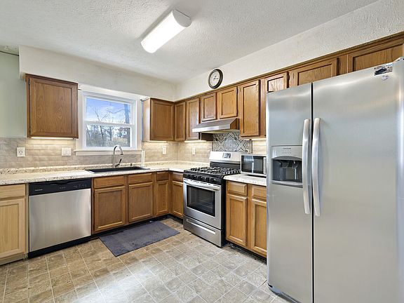 5th image of 108 Nottingham Rd