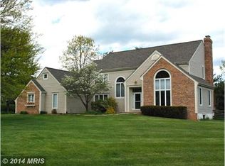 7237 Deer Lake Ln, Rockville, MD 20855