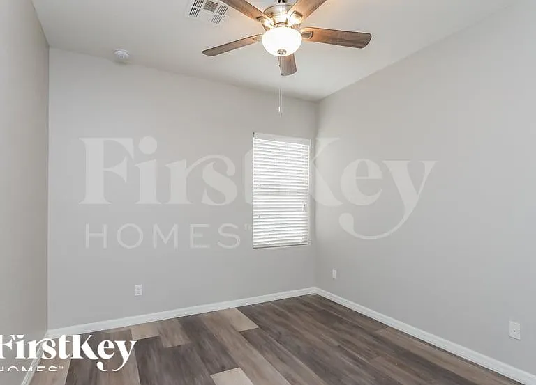 5595 Criollo Dr — Photo 13