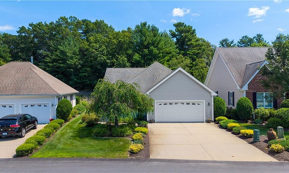 1st image of 42 Leighas Ln