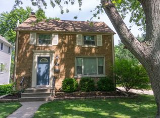 625 S Illinois Ave, Villa Park, IL 60181