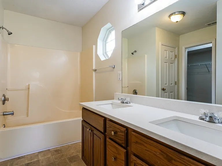 608 Birchbrook Ct — Photo 11