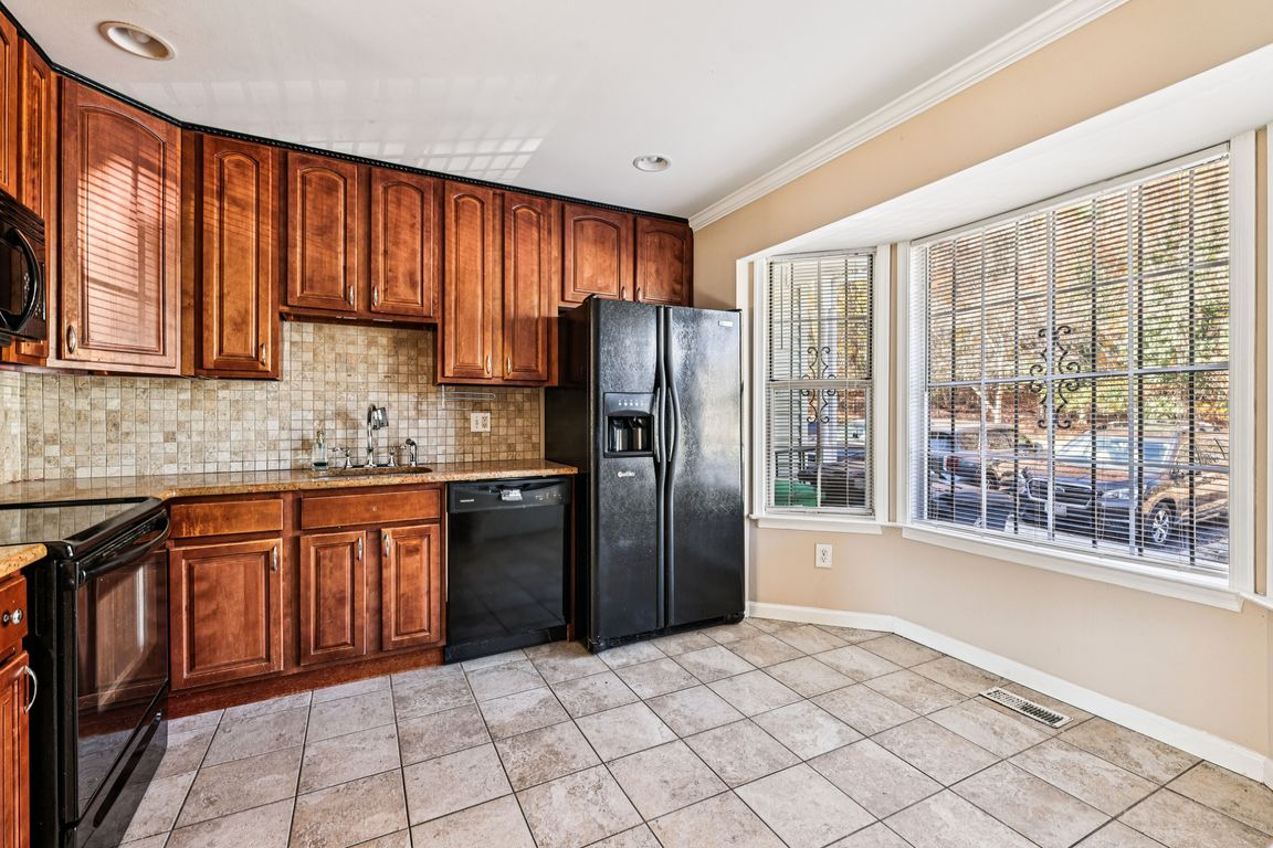 next background image