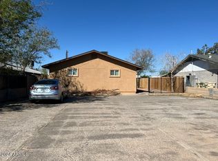 6630 N 53rd Dr, Glendale, AZ 85301
