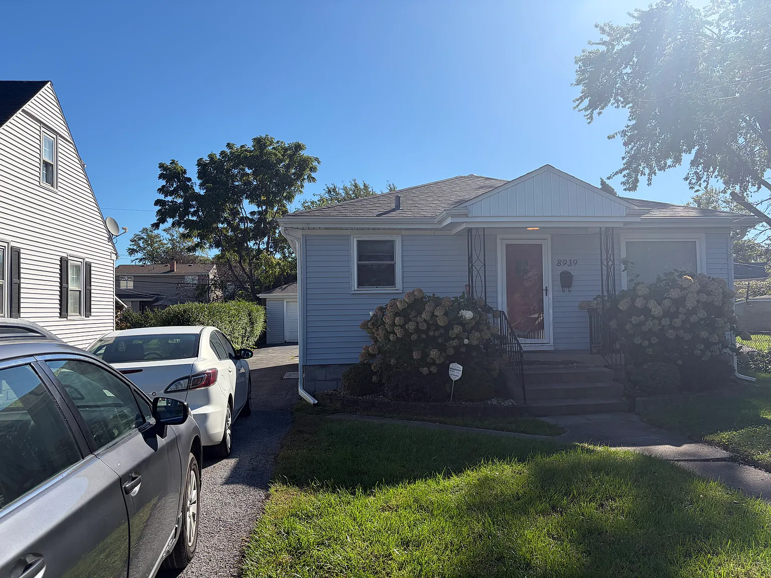 2 bed, 728 sqft, $1,800 — Photo 2