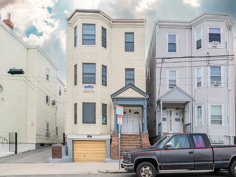 344 Saratoga St #2L — Photo 11