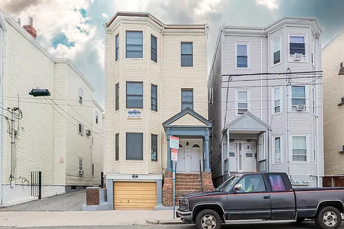 344 Saratoga St #3A Photo 1