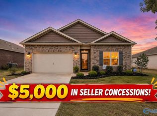 25150 Delilah Cir, Athens, AL 35613