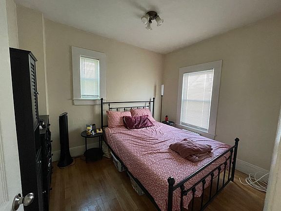 3rd image of 155 Pearl St #2