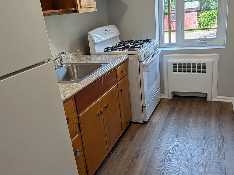 576 Whitney Ave #K-K1 — Photo 6
