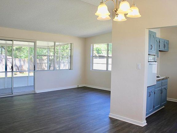 5th image of 710 Delmar Ct
