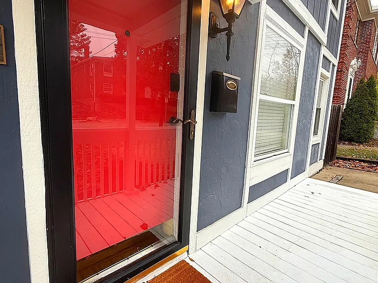 1239 Isis Ave — Photo 2