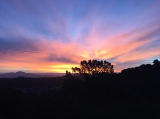 6 Camino Del Cielo, Orinda, CA 94563