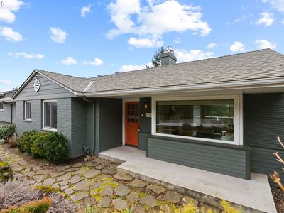 6454 SW Parkhill Dr, Portland, OR, 97239