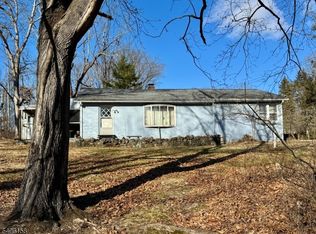 75 Rutherford Dr, White Twp., NJ 07823