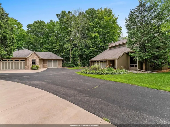 4430 Country Aire Ct, Oneida, WI 54155