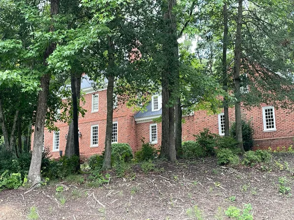 125 Steeplechase Rd, Rocky Mount, NC 27804
