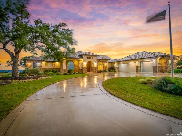 123 RIDDLE RD, Spring Branch, TX 78070