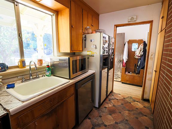 5th image of 5039 Alhambra Valley Rd