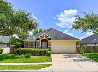 7111 Spring Orchard Ln, Richmond, TX 77407