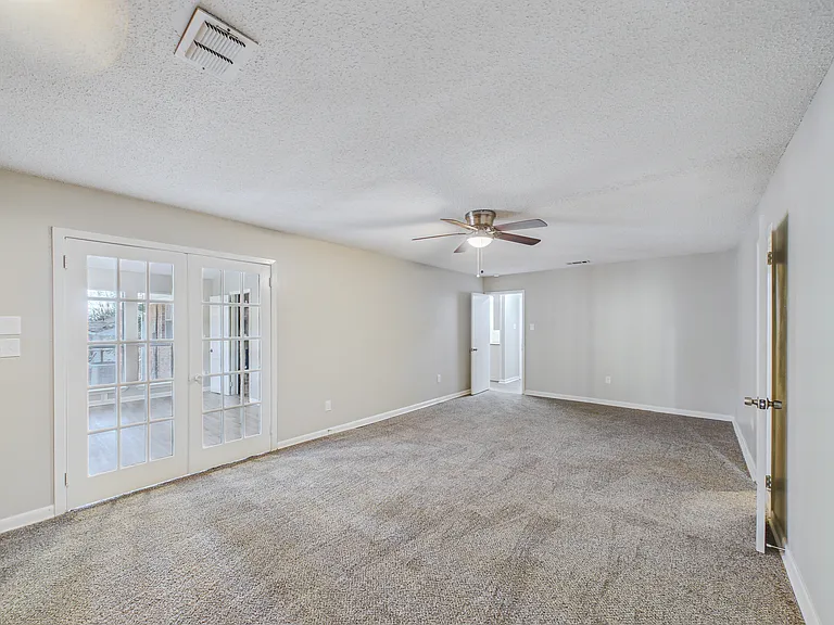 8708 Patricia Lynn Ln-24_04072026