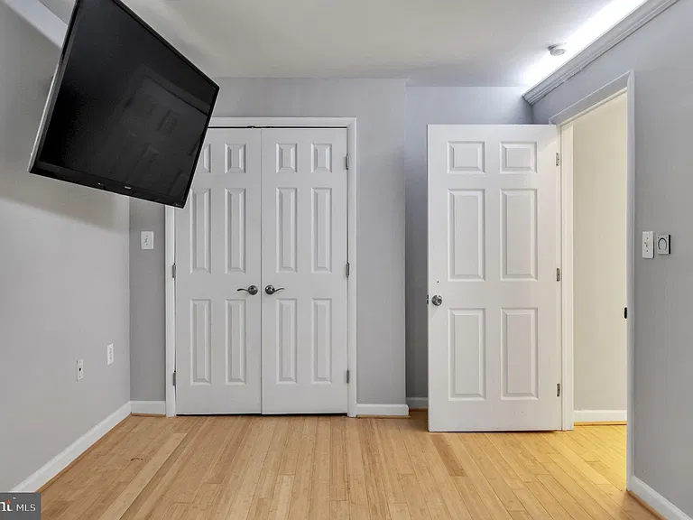 1308 Clifton St NW #210 — Photo 24