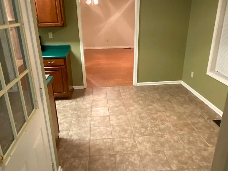 142 Clement Dr — Photo 15