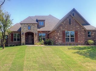 8705 N 65th Pl E, Owasso, OK 74055