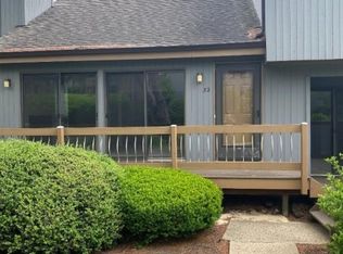 32 Chestnut Ct, Basking Ridge, NJ 07920