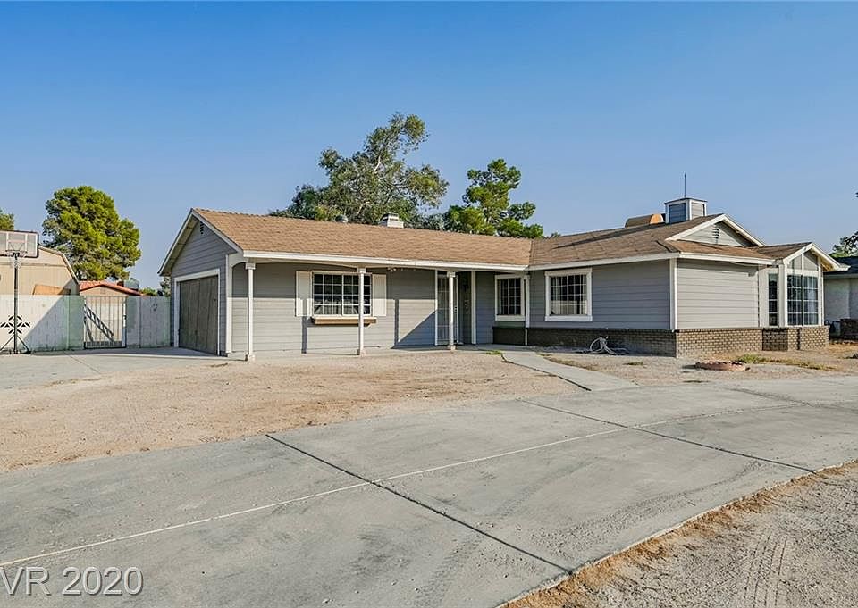 1st image of 4516 Valley Dr