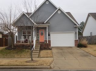 1418 NE Dysart Woods Ln, Bentonville, AR 72712