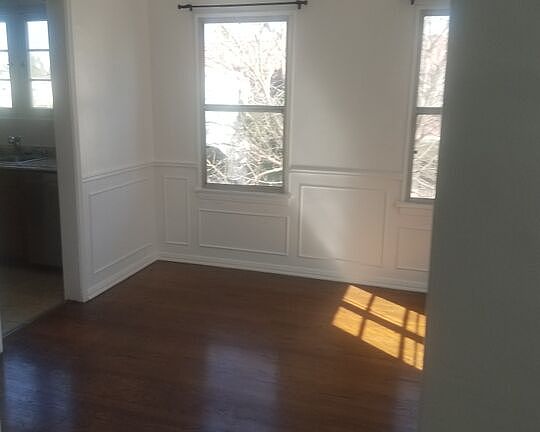 4th image of 4197 Sutro Ave
