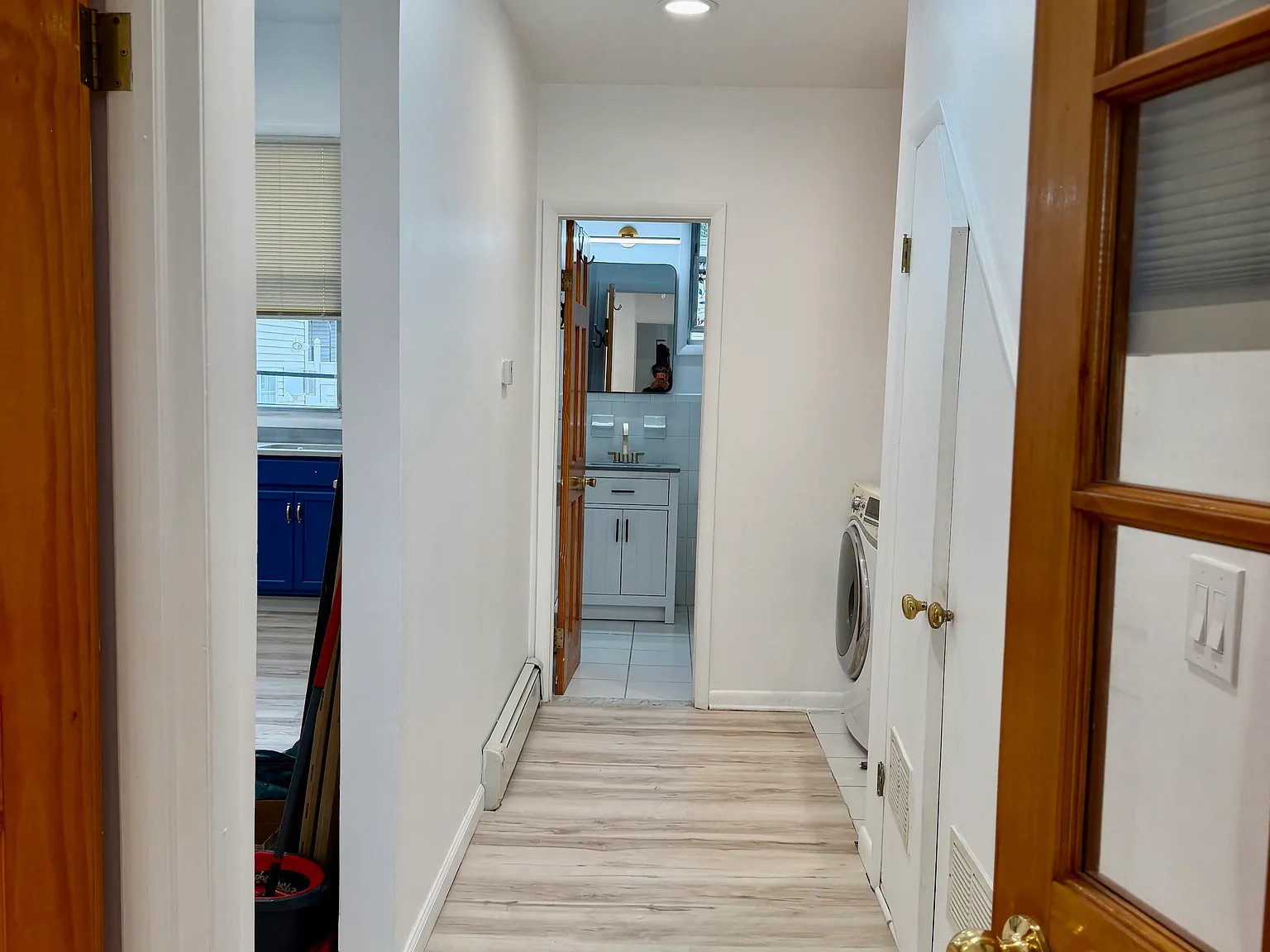 1 bed, 2300 sqft, $1,900 — Photo 3