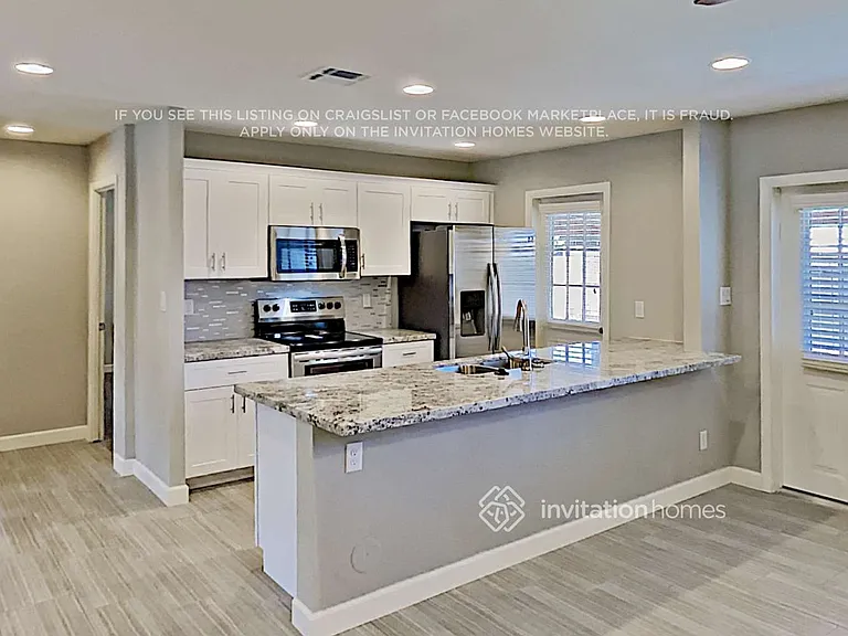 810 E Todd Dr — Photo 5