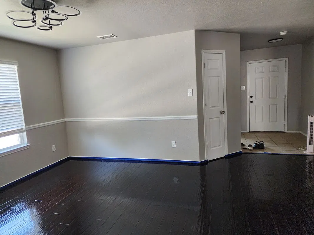 4 bed, 2.0 bath, 1868 sqft, $2,200 — Photo 2