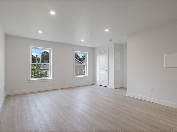 3rd image of 65 Dougherty Court #203