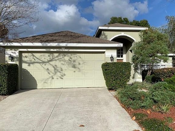 2nd image of 258 Hanging Moss Cir