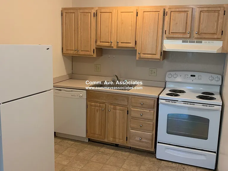 84 Gardner St #34 — Photo 7