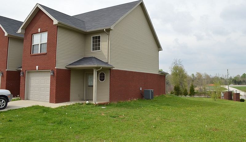 1st image of 167 Twin Lakes Dr